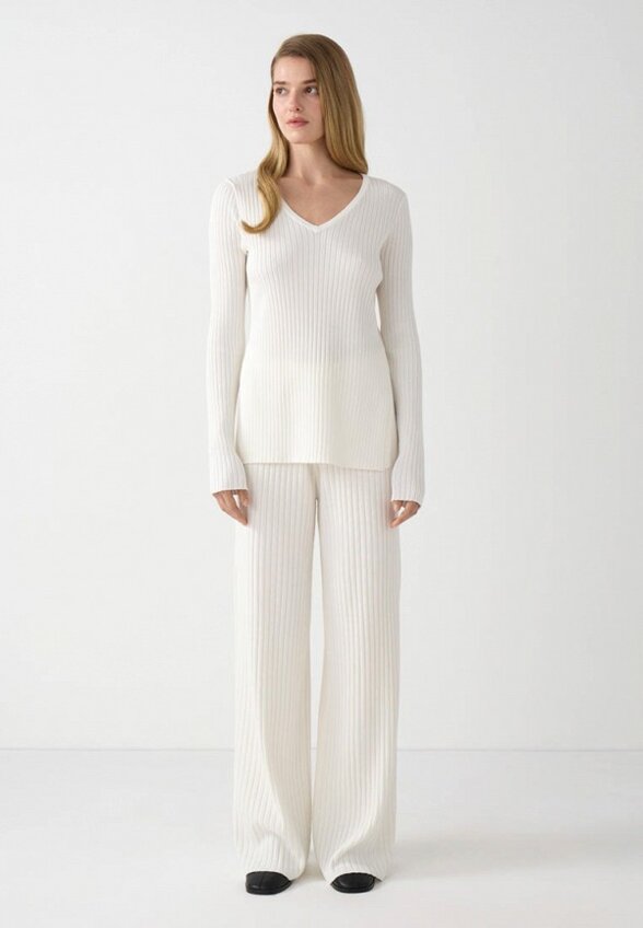 Пуловер Conso