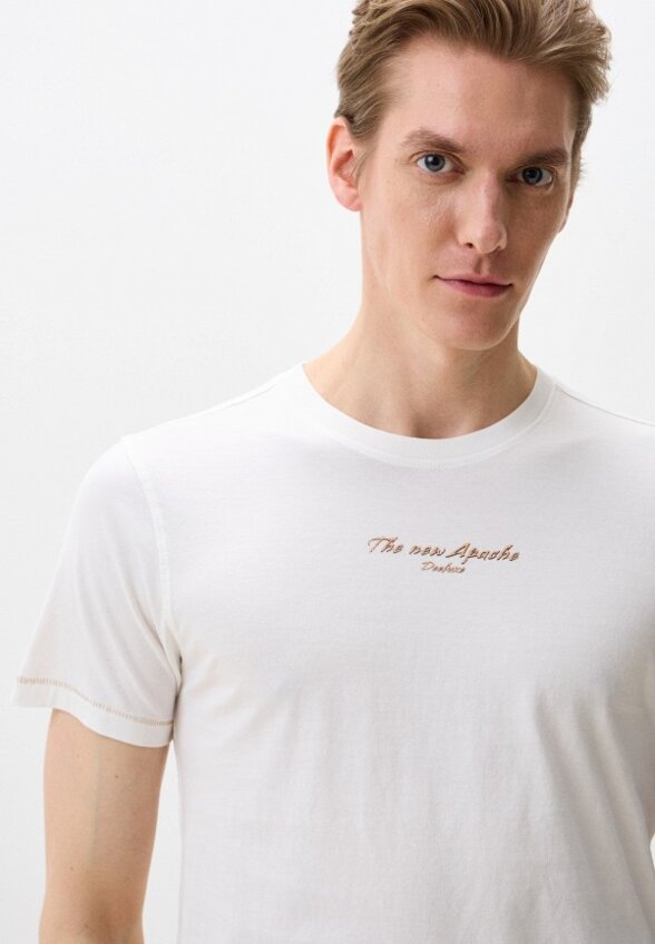 Футболка Deeluxe