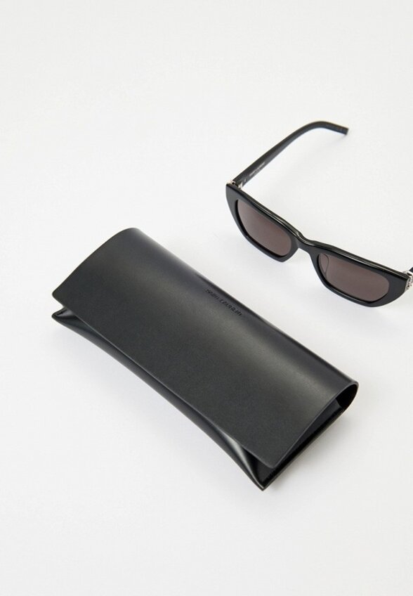 Очки солнцезащитные Saint Laurent