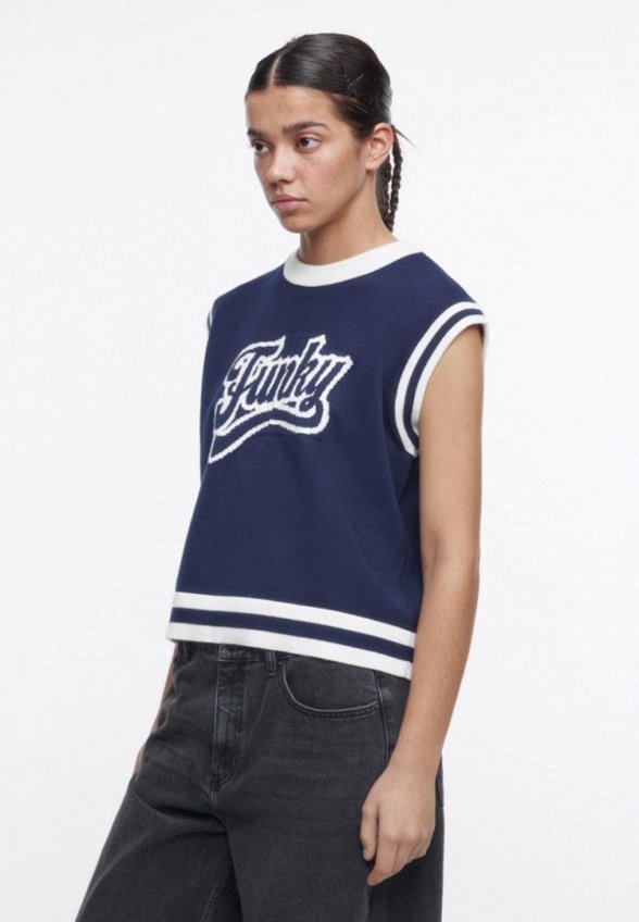 Джемпер Befree