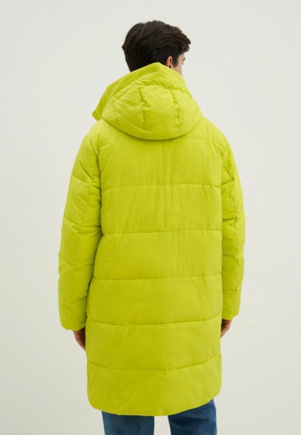 Пуховик Finn Flare