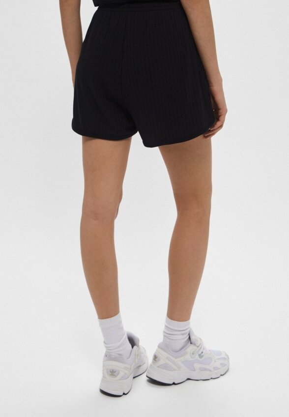 Шорты спортивные adidas Originals