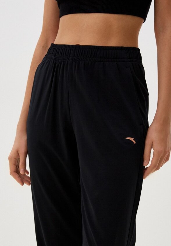 Брюки спортивные Anta