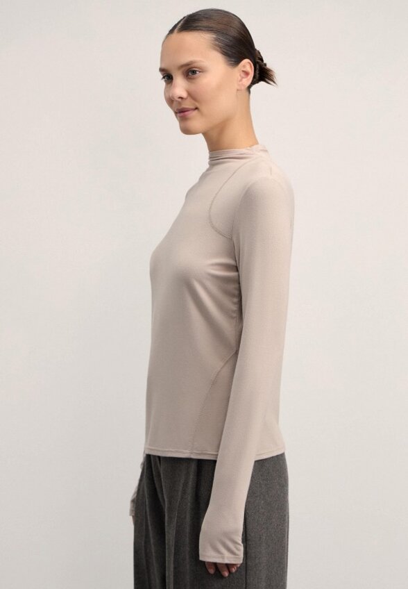 Лонгслив Zarina