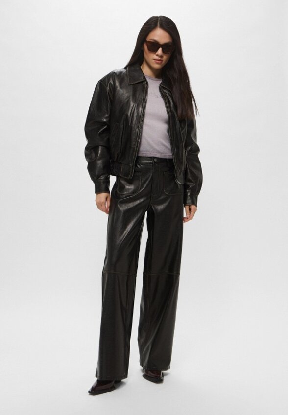 Куртка кожаная утепленная Guess Jeans