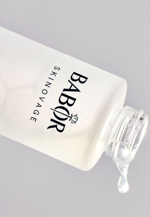 Увлажняющая Сыворотка насыщает кожу влагой