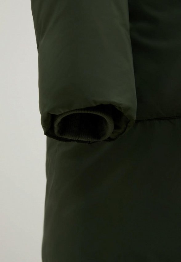 Пуховик Finn Flare