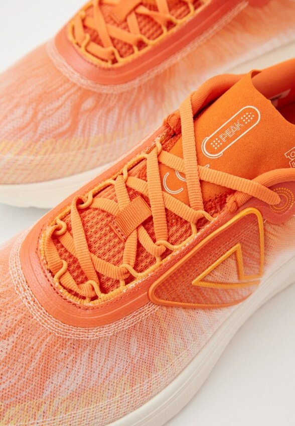 Кроссовки Peak