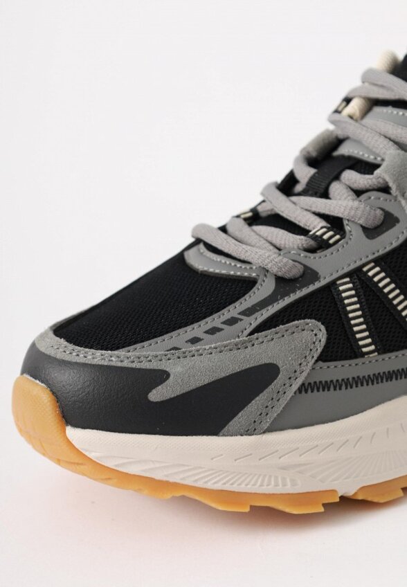 Кроссовки Baasploa