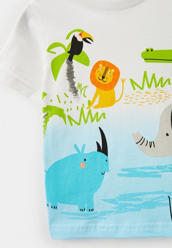 Футболка и шорты PlayToday