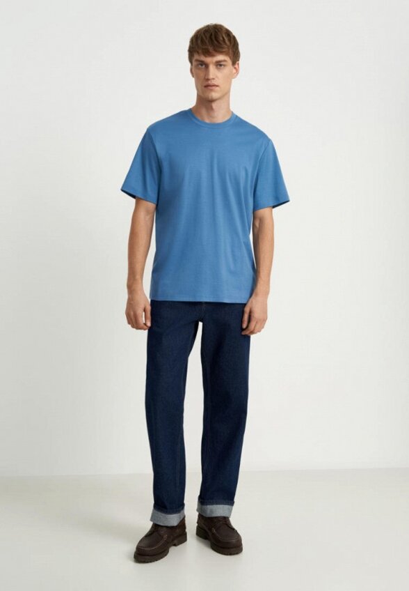 Футболка Finn Flare