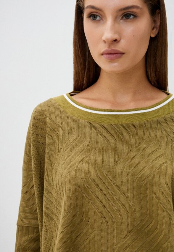 Джемпер MadaM T