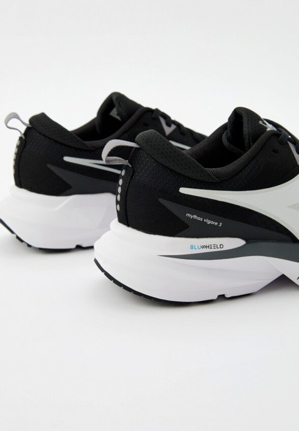 Кроссовки Diadora