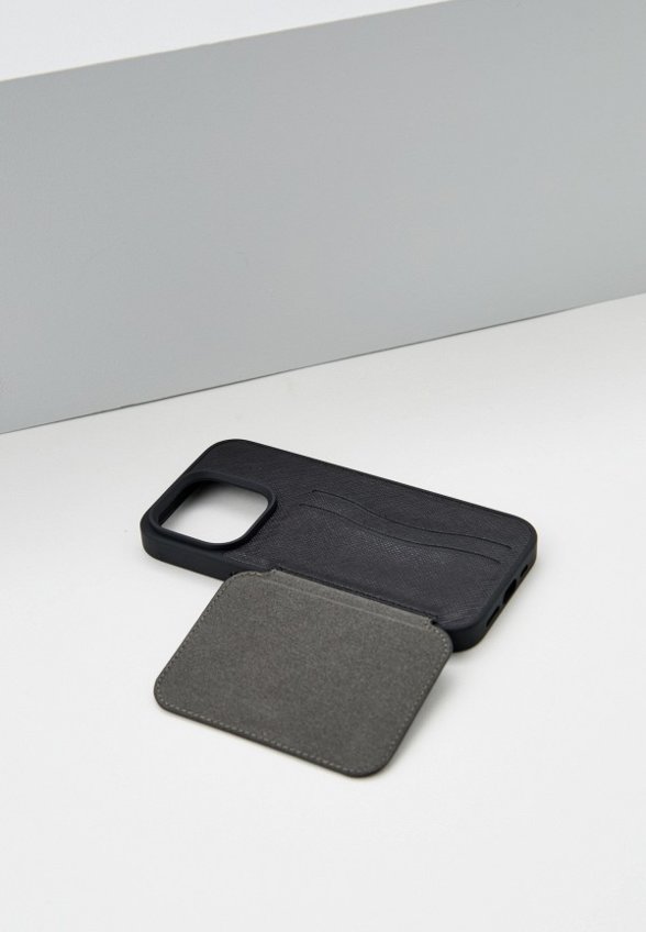 Чехол для iPhone Karl Lagerfeld