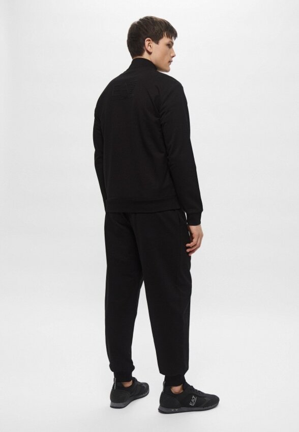 Костюм спортивный EA7