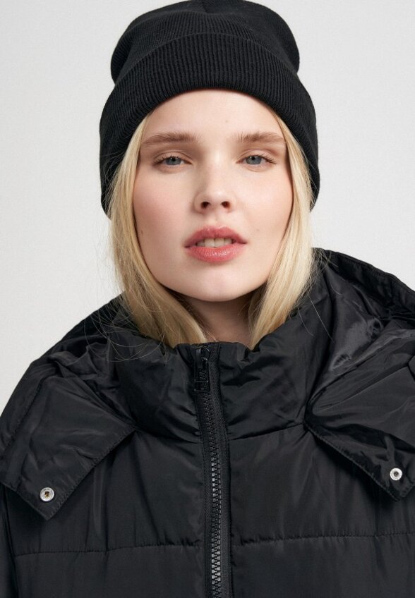 Пуховик Твое