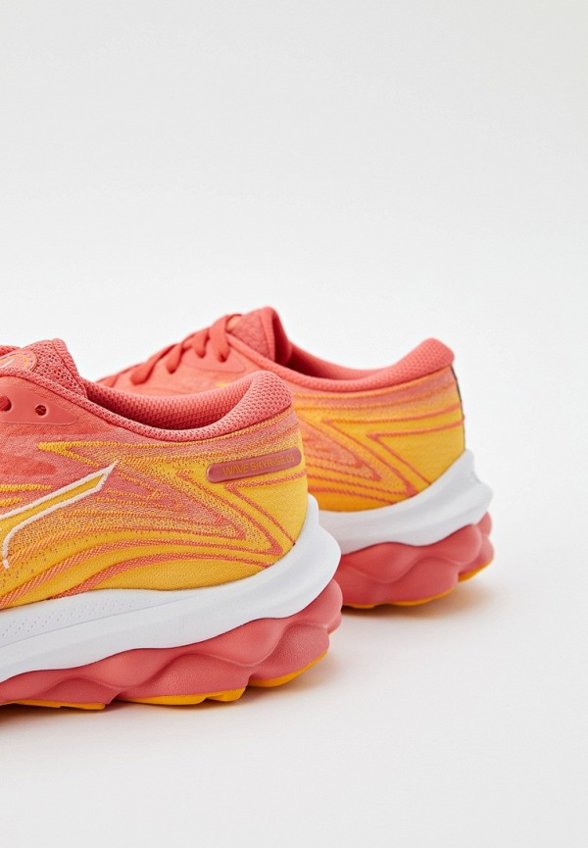 Кроссовки Mizuno