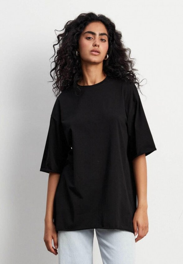 Футболка Artwear