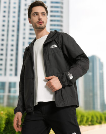 Ветровка мужская The North Face Seasonal Mountain, Черный женщинам