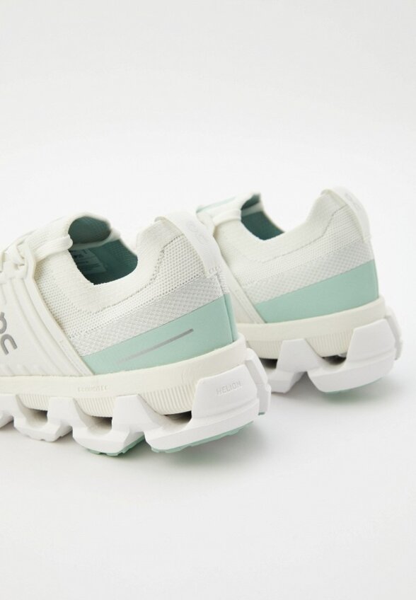 Кроссовки On