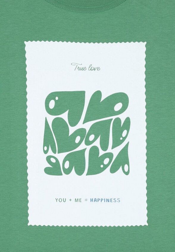 Футболка Апрель