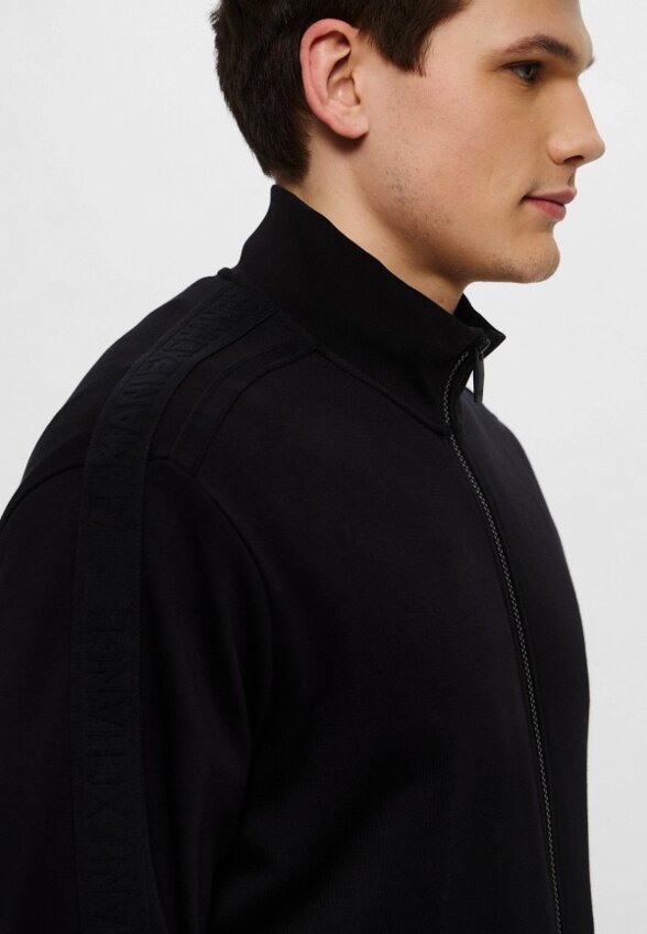 Олимпийка Armani Exchange