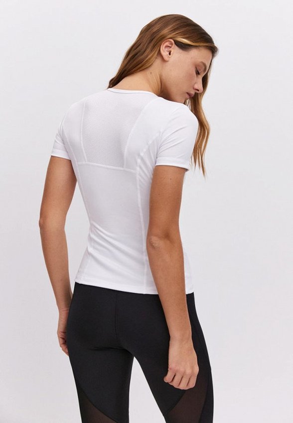 Футболка спортивная PerEach