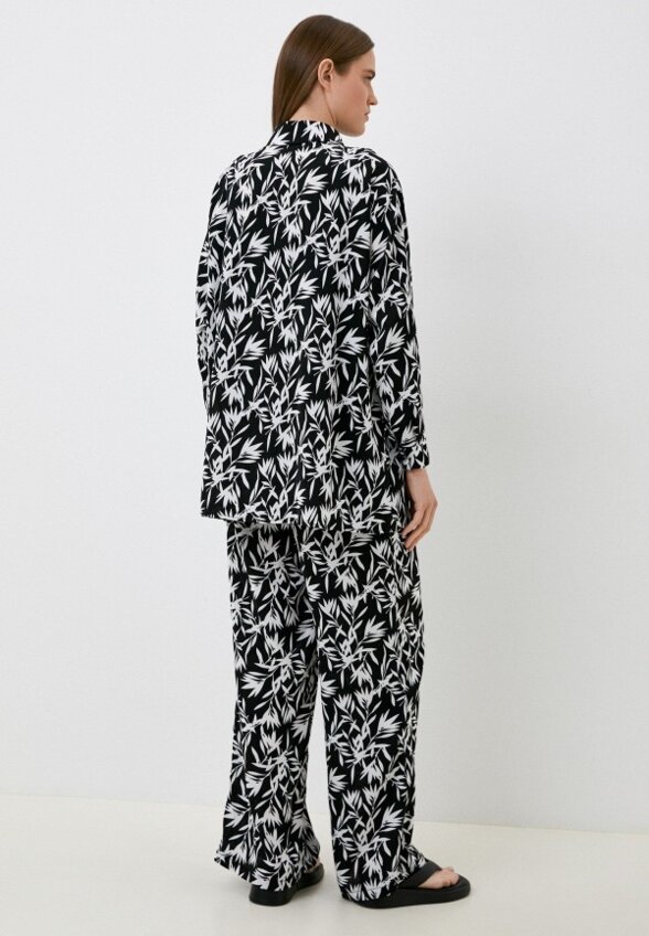 Костюм Chic de Femme