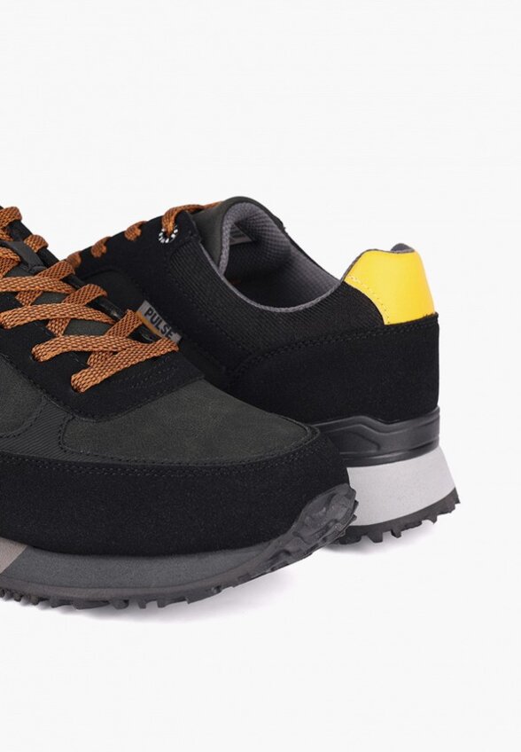 Кроссовки Pulse