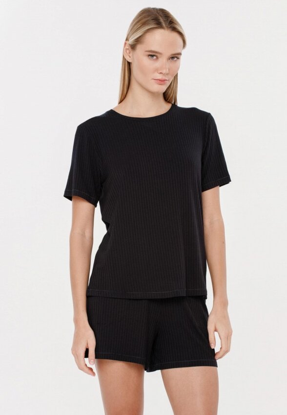 Футболка Wild Orchid