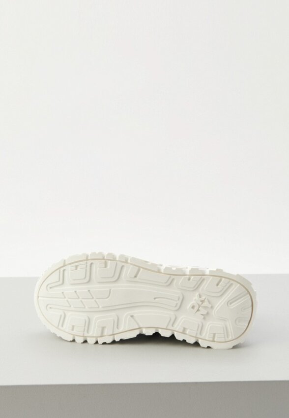 Кроссовки DKNY