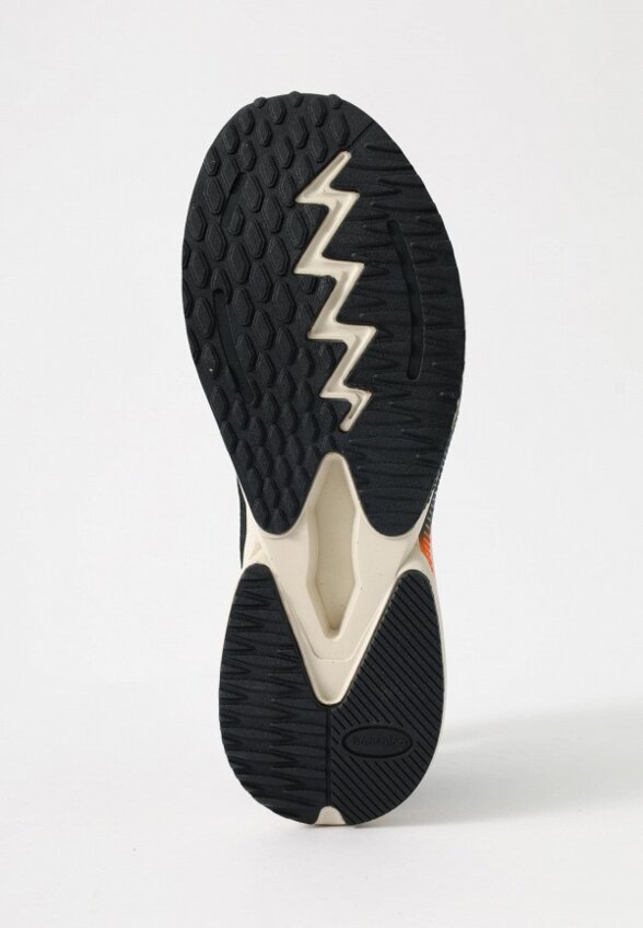 Кроссовки Baasploa