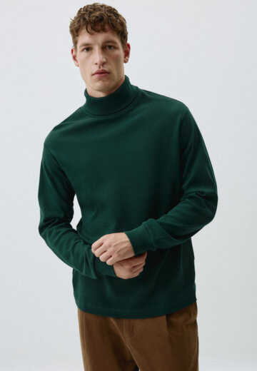 Базовая водолазка SLIM FIT