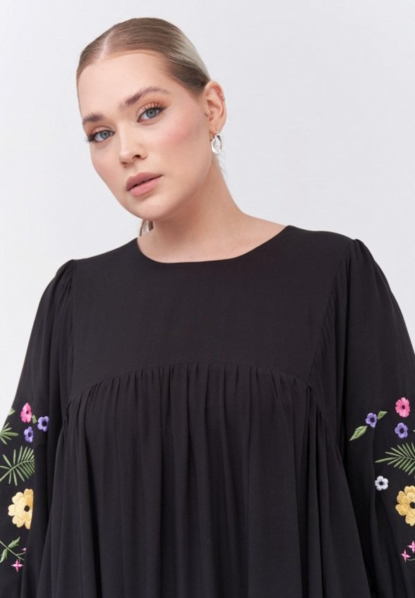 Платье Артесса