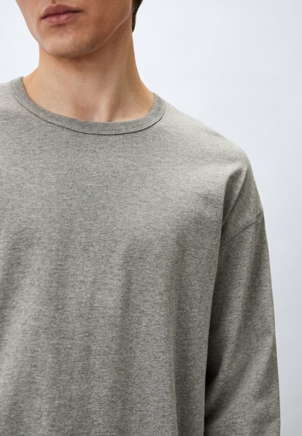 Лонгслив Mademan