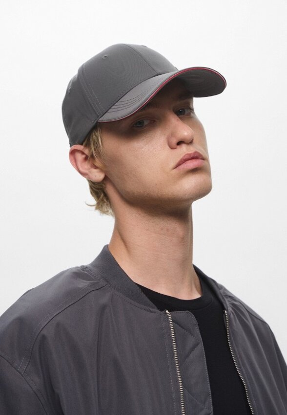 Бейсболка Tommy Hilfiger