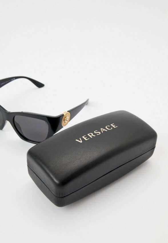 Очки солнцезащитные Versace