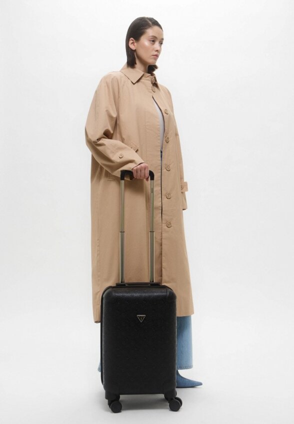 Чемодан Guess