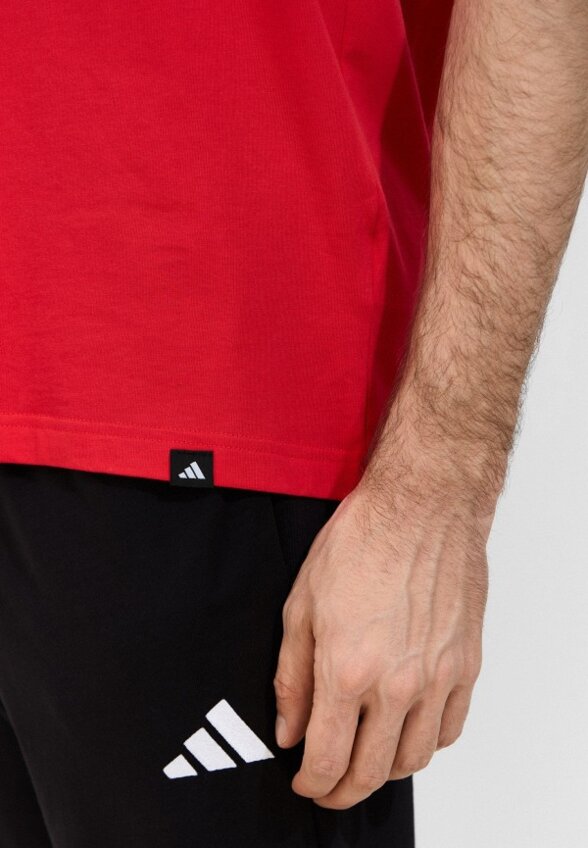 Футболка adidas