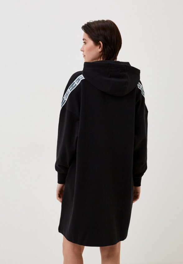 Платье Lacoste