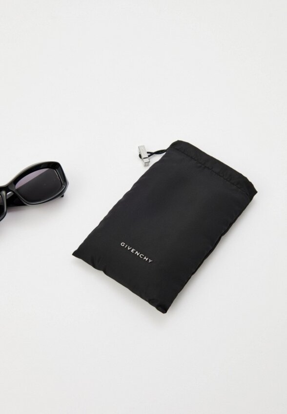 Очки солнцезащитные Givenchy