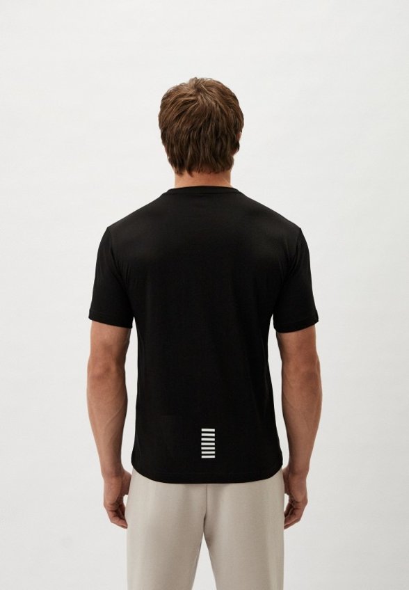 Футболка EA7