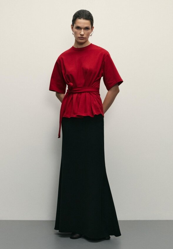 Футболка Zarina