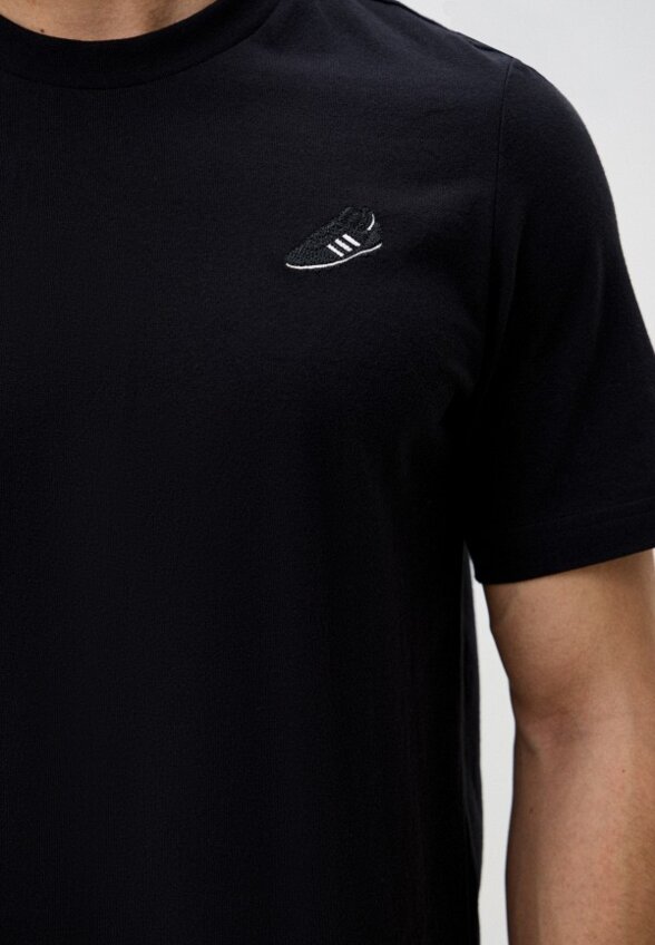 Футболка adidas