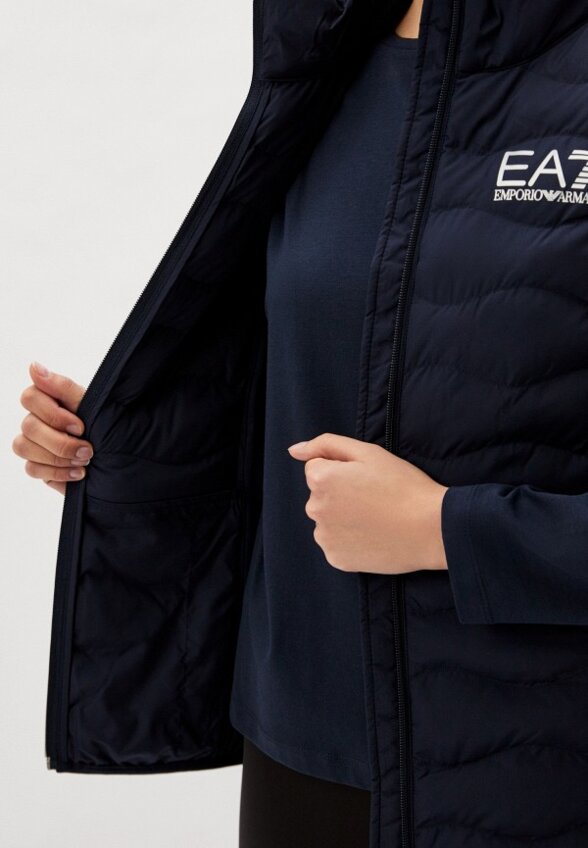 Жилет утепленный EA7