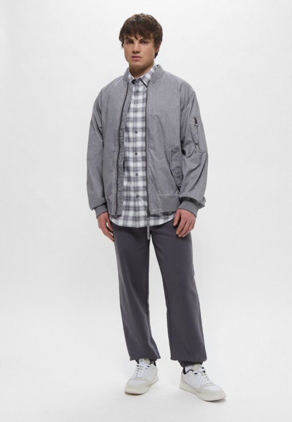 Бомбер Zrn Man