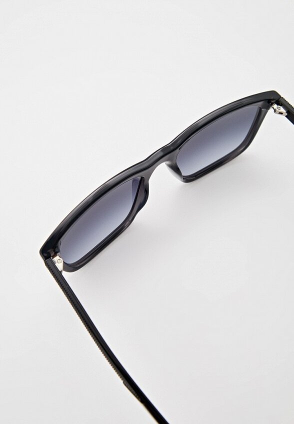 Очки солнцезащитные Hugo