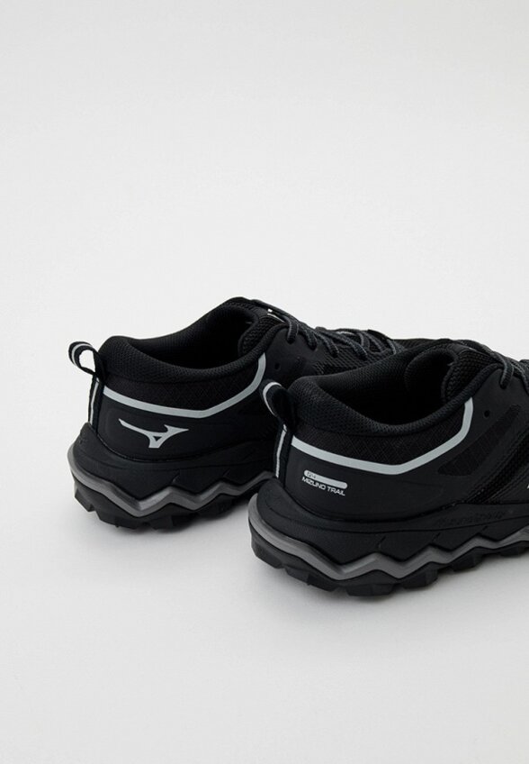 Кроссовки Mizuno
