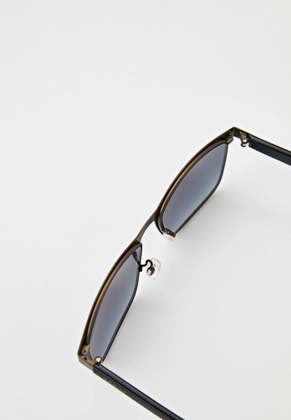 Очки солнцезащитные Hugo