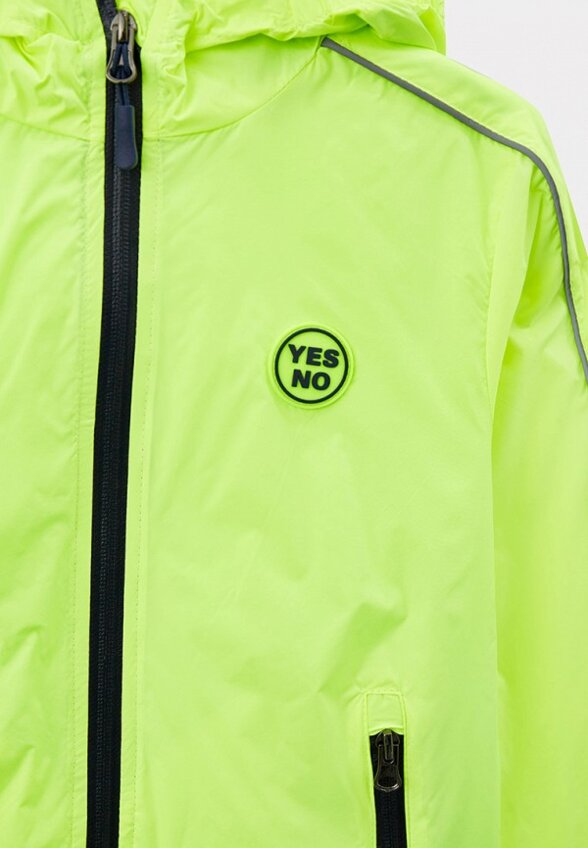 Куртка, футболка и брюки PlayToday